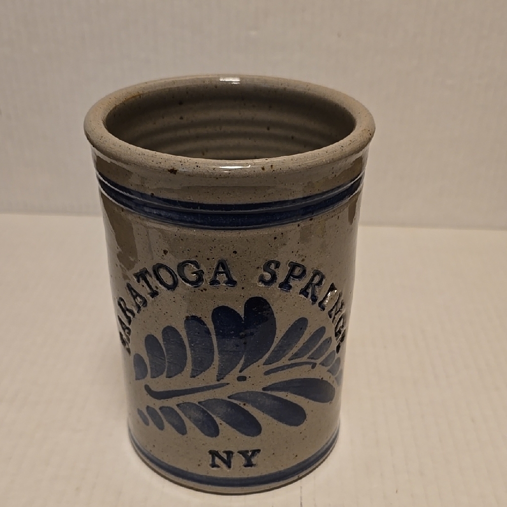 Saratoga Springs Pottery Crock / Vase / Utensil Holder - Picture 2 of 16